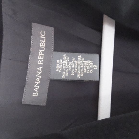 Banana Republic Black Velvet Blazer - Picture 2 of 3